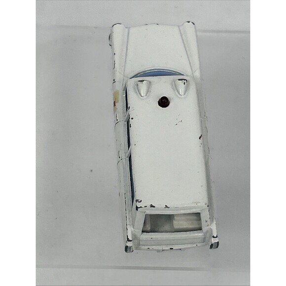 Matchbox Lesney NO. 54 S & S Cadillac Ambulance Superfast White - Picture 6 of 8